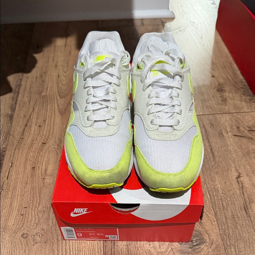 Nike Women's White and Lime Sneakers